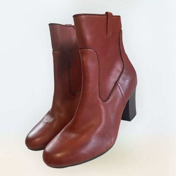 Clarks Women's Stroll Vine Ankle Boots Rust 10